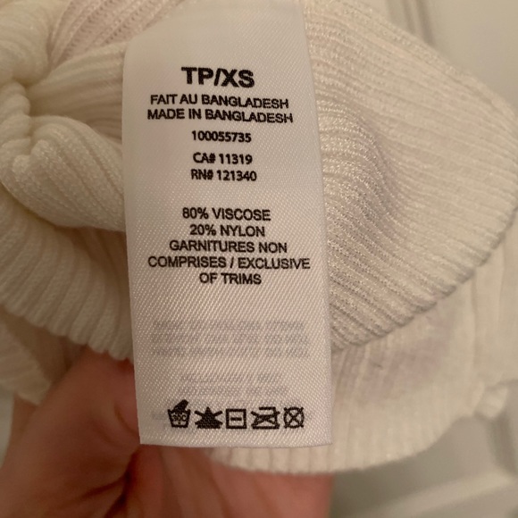 NWOT Dynamite Ribbed Scoop Neck Tee - Picture 5 of 6